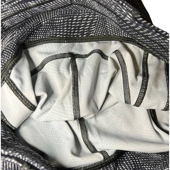 Lululemon Time To Sweat Crop 23" Leggings Sz 6 Velocity Mesh Island‎ Mist Black - Picture 3 of 6